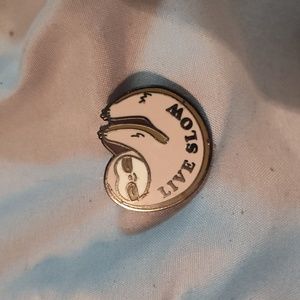 Sloth Live Slow pin